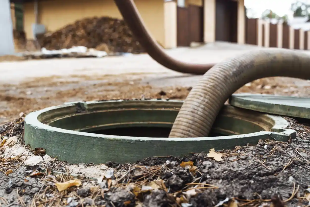 septic tank services Lacoochee